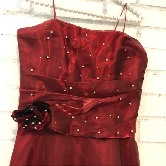 Deep Red Prom Dress - Picture 13 of 17
